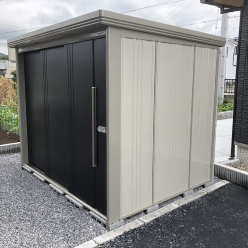 物置き設置完了です。