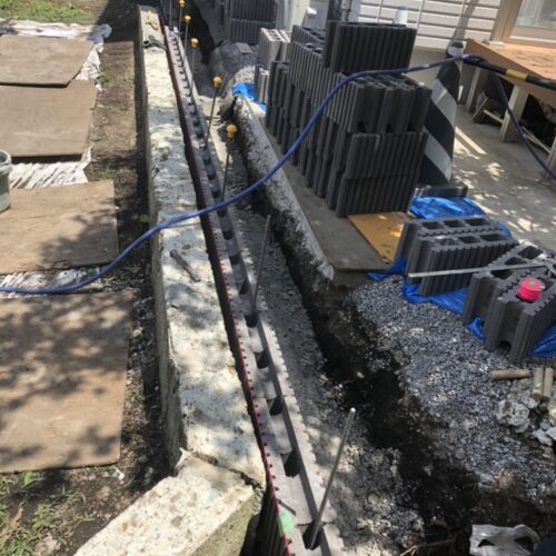 ブロック積み作業となります。