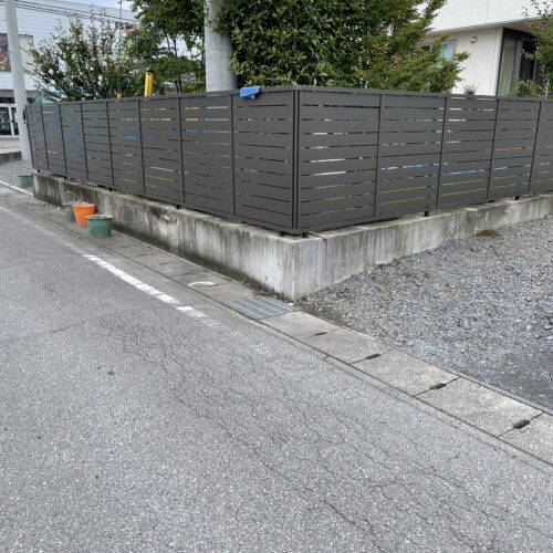 フェンス施工です。
