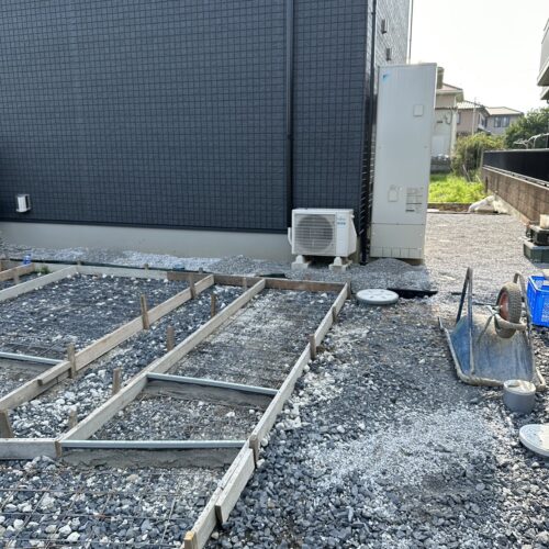 6号砕石敷きと土間コンクリート打設前準備になります