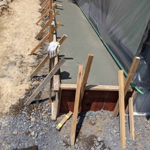 コンクリート打設です。