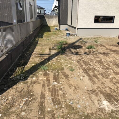 工事着工前のご近隣へのご挨拶へ廻らせて頂きました。お待たせ致しました外構工事着工となります。