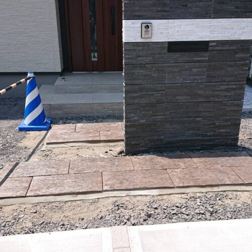 平板の施工です。