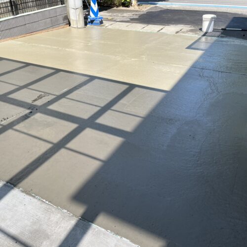 土間コンクリート打設です。