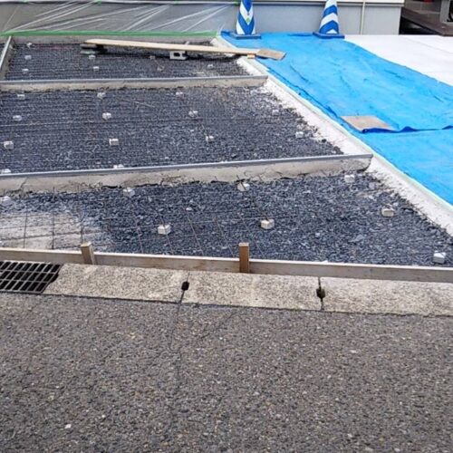 土間コンクリート打設です。