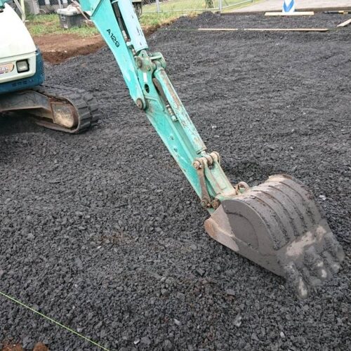 砕石入れです。