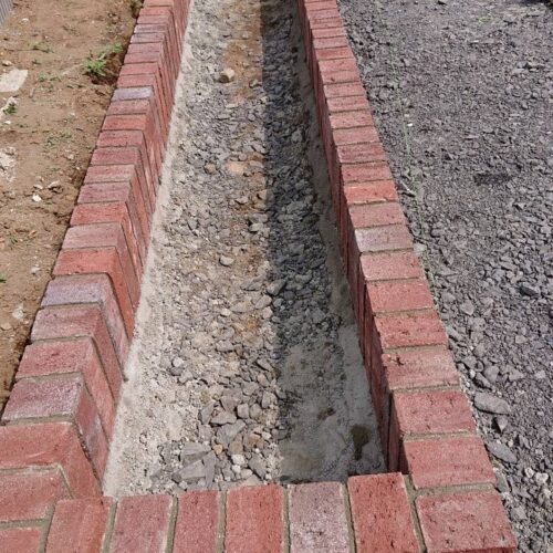 レンガ目地入れです。