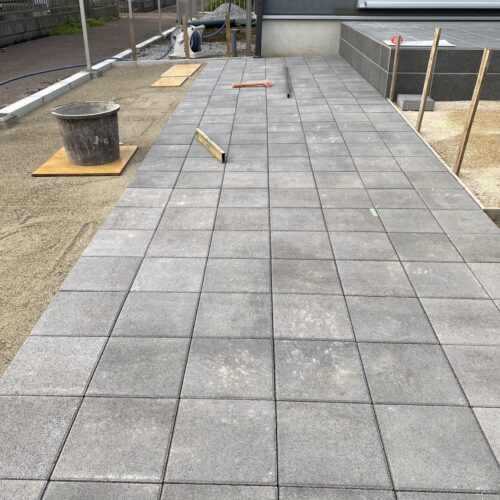 平板施工です。