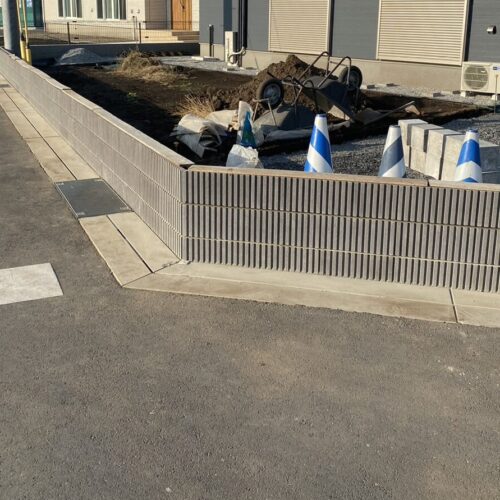 ブロック積み完了です