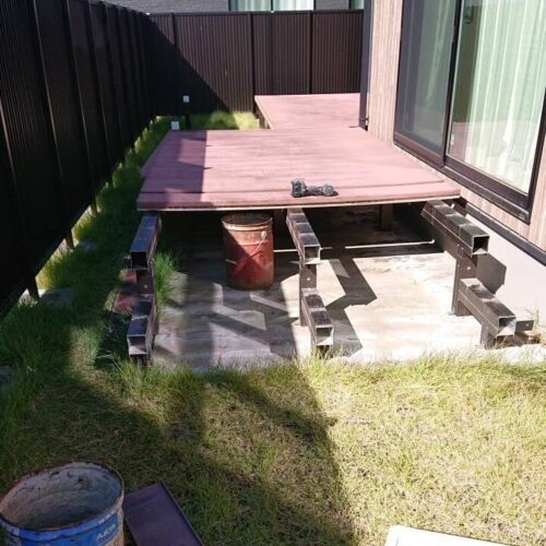 デッキの解体です。