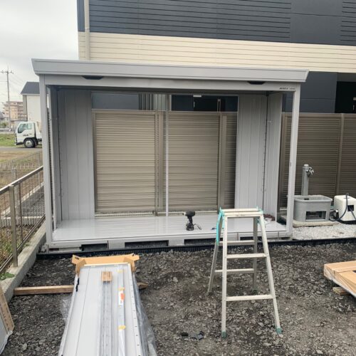 物置の設置です。 物置の設置です。