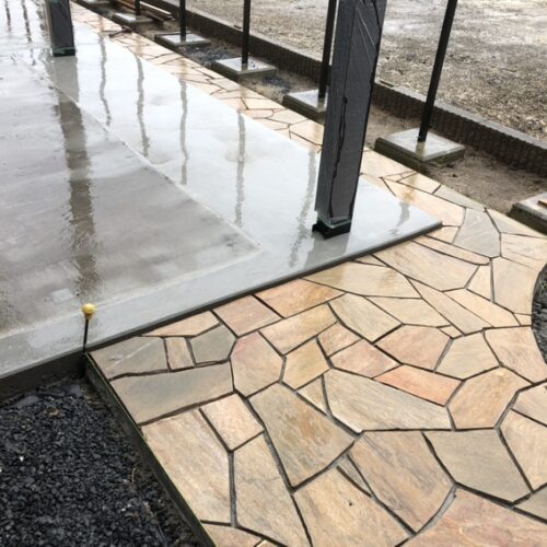 本日は雨の為に工事作業はお休みとなります。