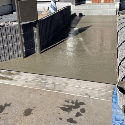 アプローチ下地コンクリートです。