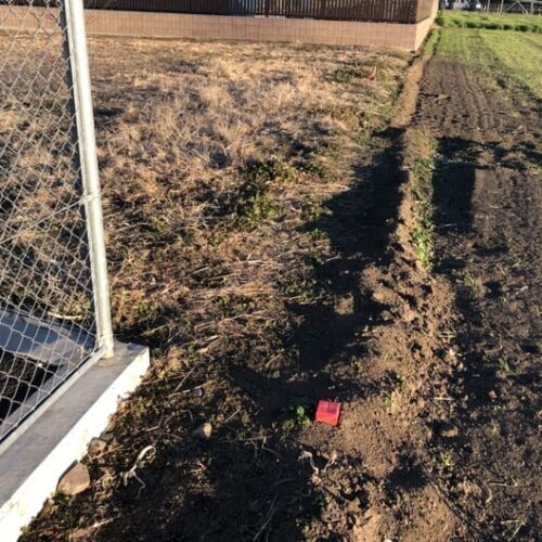 工事着工前のご近隣へのご挨拶へお伺いさせて頂きました。お待たせ致しました境界工事着工となります。