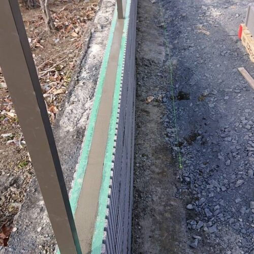 ブロック天端モルタル均しです