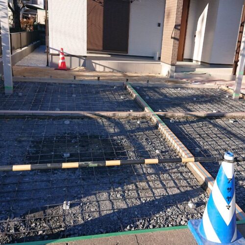 コンクリートのワイヤーメッシュです。