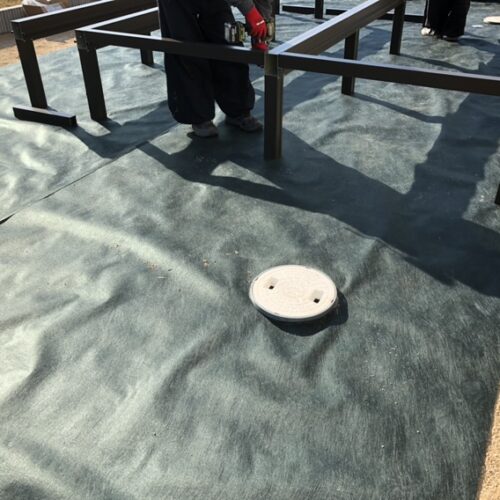 テラスタイルデッキ組み作業開始となります。