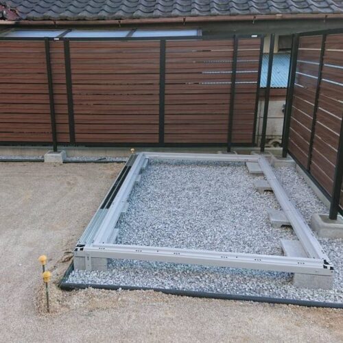 フェンスの施工です。