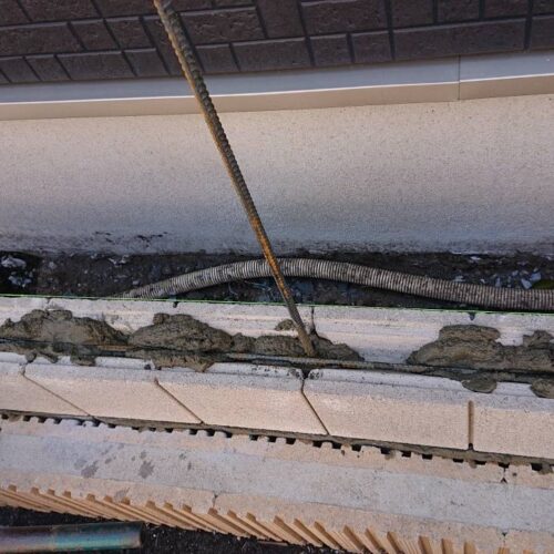 ブロックの横筋です。