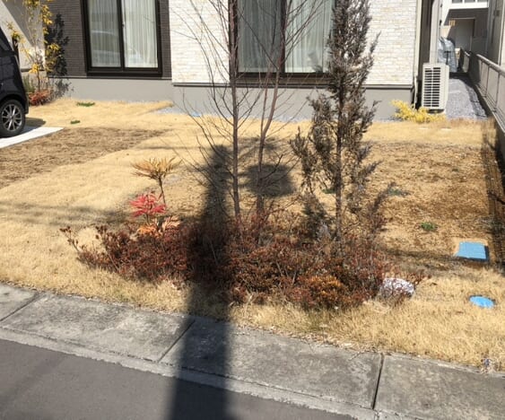 本日は工事着工前のご近隣へのご挨拶へ廻らせて頂きました。お待たせ致しました駐車場の増設工事着工となります。