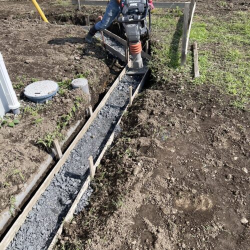 砕石転圧状況です。