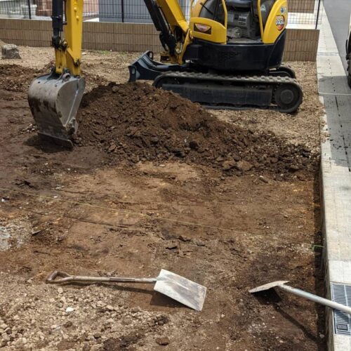 掘削作業です。