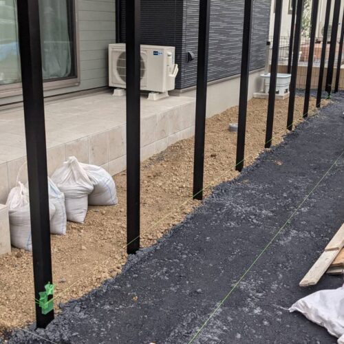 マイティウッド柱建てです。