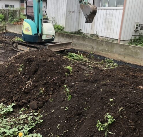 ブロック部分の掘削作業となります。