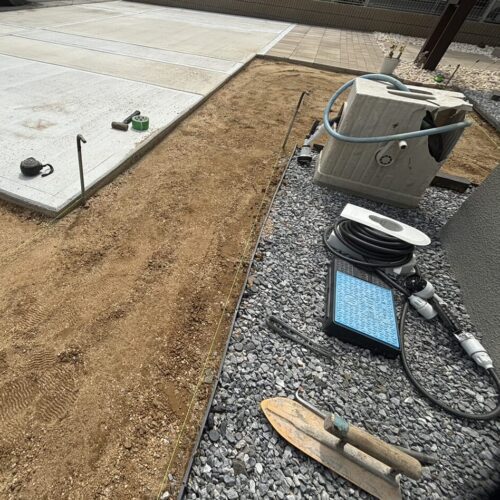 床掘レベル調整です。