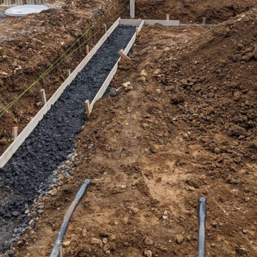 ブロックベース枠作業です。