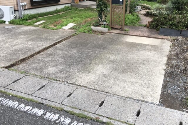 本日は工事着工前のご近隣へのご挨拶に廻らせて頂きました。お待たせ致しました外構改修工事着工となります。