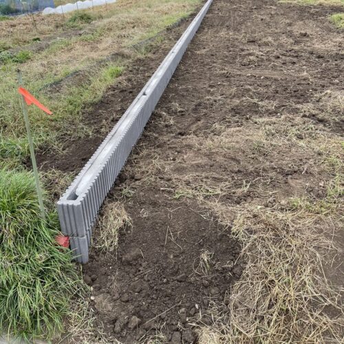 ブロック施工後の埋め戻しです。 ブロック施工後の埋め戻しです。