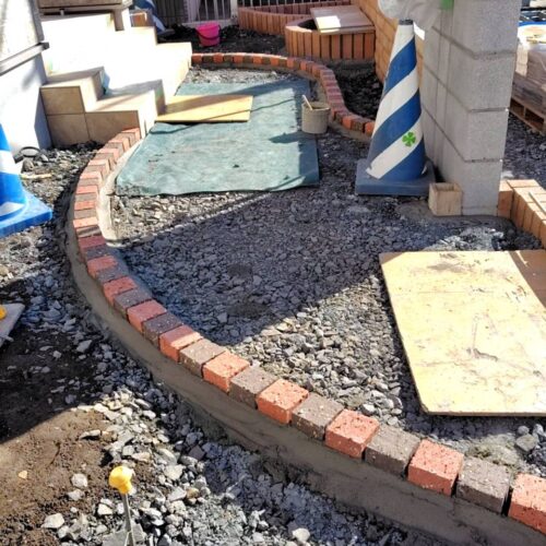 アプローチピンコロ積みです。 アプローチピンコロ積みです。