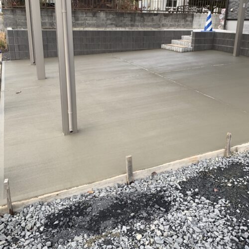 土間コンクリート打設です。 土間コンクリート打設です。