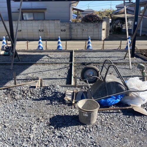 土間コンクリートの見切りエキスパンタイ施工状況です。