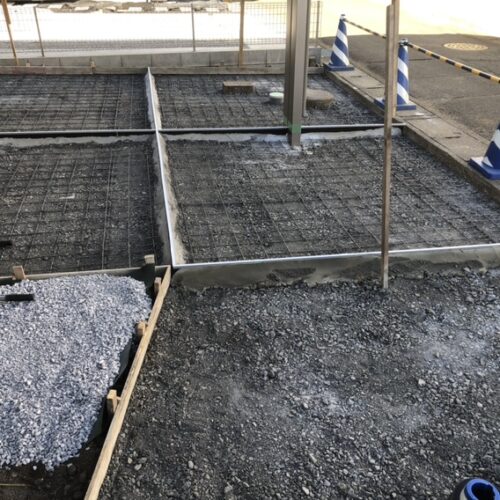 駐車場の土間コンクリートの打設準備となります。