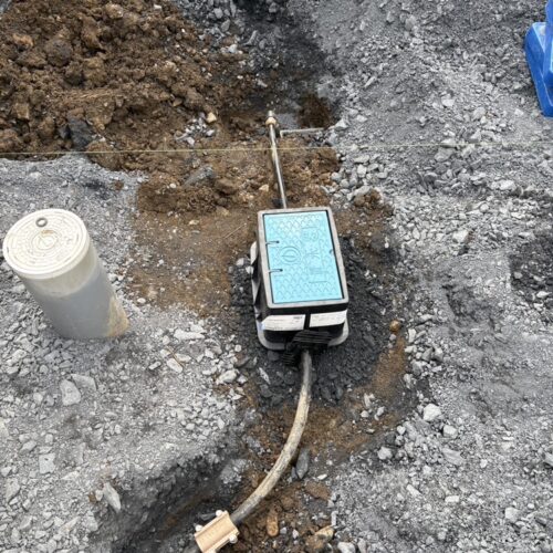 量水器の高さ調整の設備工事となります。