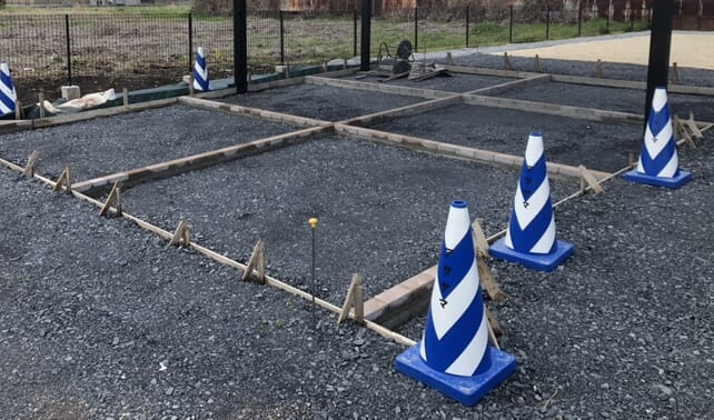 駐車場の土間コンクリートの打設準備となります。