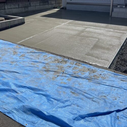 土間コンクリート打設状況です。 土間コンクリート打設状況です。