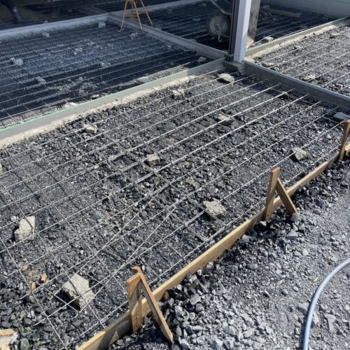 土間コンクリートのメッシュ状況です。