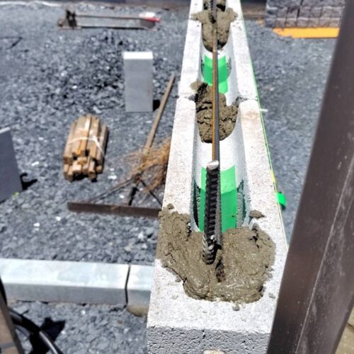 門袖ブロック横筋です。