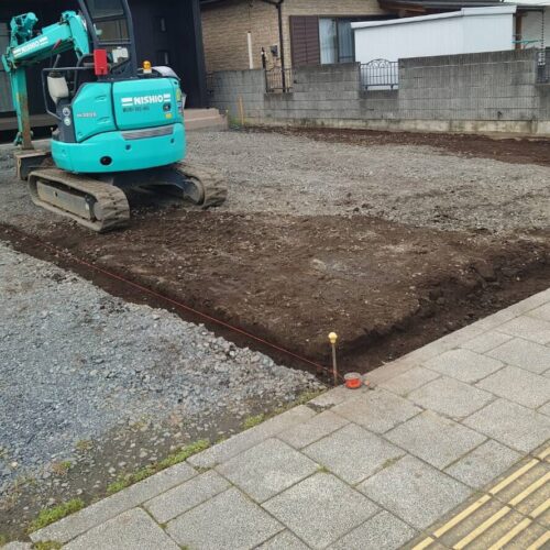 土間コンクリート下地部分の掘削完了です。