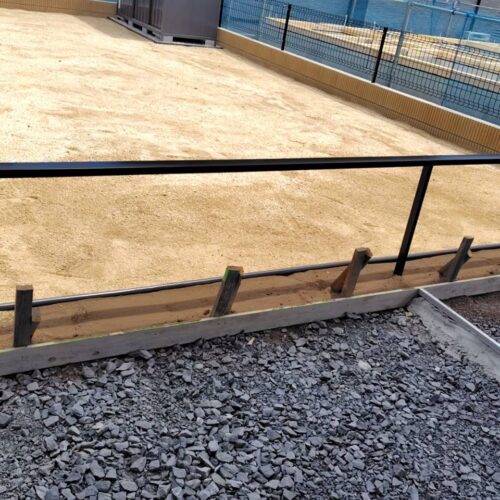 黒土入れです。