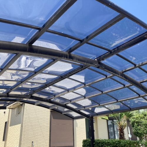 カーポート屋根張り完了です