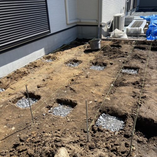 デッキ基礎施工です デッキ基礎施工です