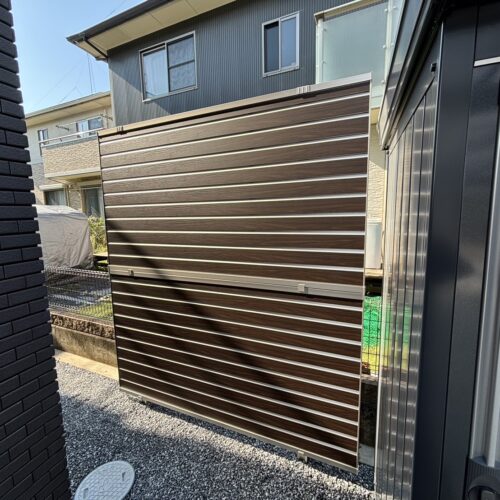 フェンスの取付け完了です。