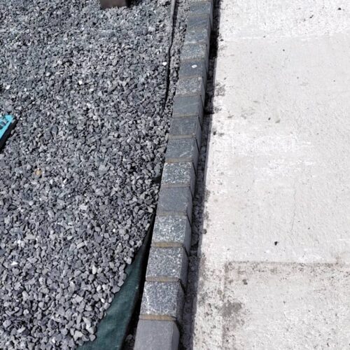 ピンコロ目地入れです。