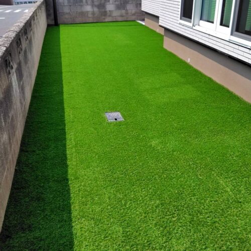 人工芝はりです。 人工芝はりです。