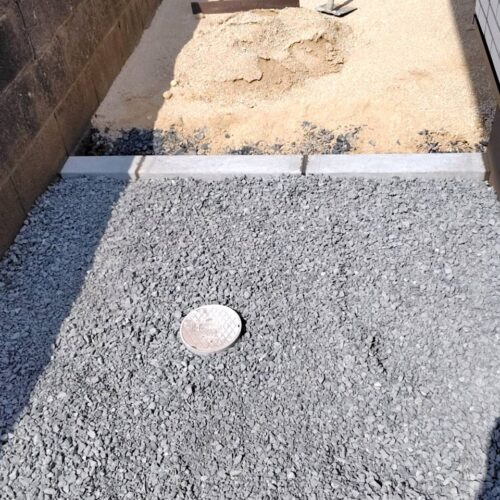 地先ブロックの施工マス調整です。