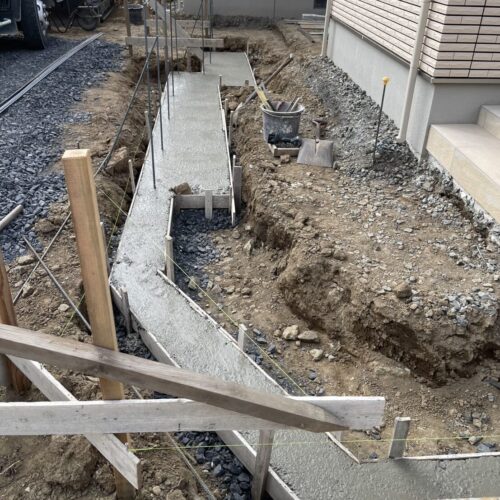 ブロックベースコンクリート打設です。